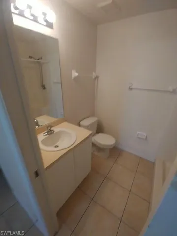 15421  Cemetery  RD, Fort Myers, FL 33905