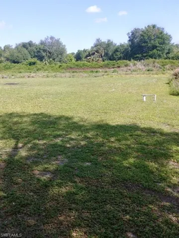 15421  Cemetery  RD, Fort Myers, FL 33905