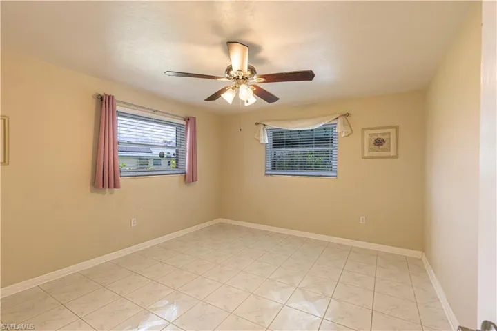1618 Country Club Pkwy, Lehigh Acres, Florida 33936