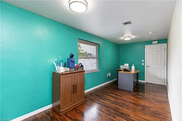 1618 Country Club Pkwy, Lehigh Acres, Florida 33936
