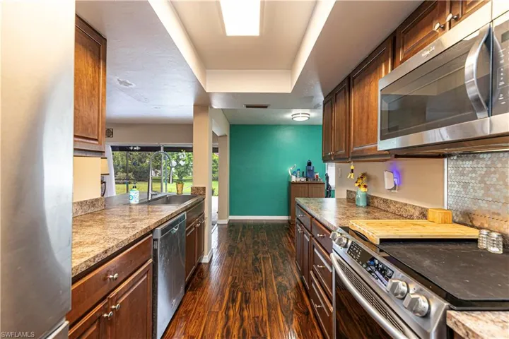 1618 Country Club Pkwy, Lehigh Acres, Florida 33936