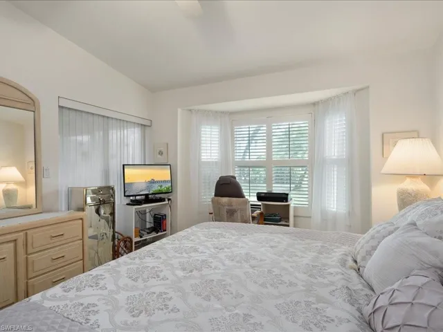 10806 Queen Anne Ln # 1303, Naples Fl 34109