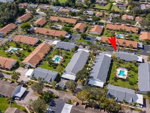 10806 Queen Anne Ln # 1303, Naples Fl 34109