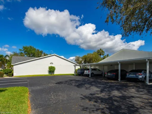 10806 Queen Anne Ln # 1303, Naples Fl 34109
