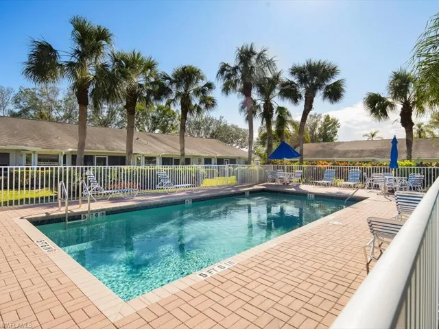 10806 Queen Anne Ln # 1303, Naples Fl 34109