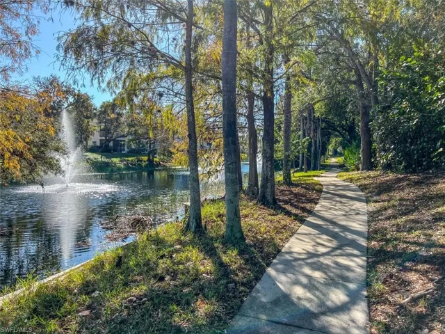 6816  Satinleaf S RD, Naples, FL 34109