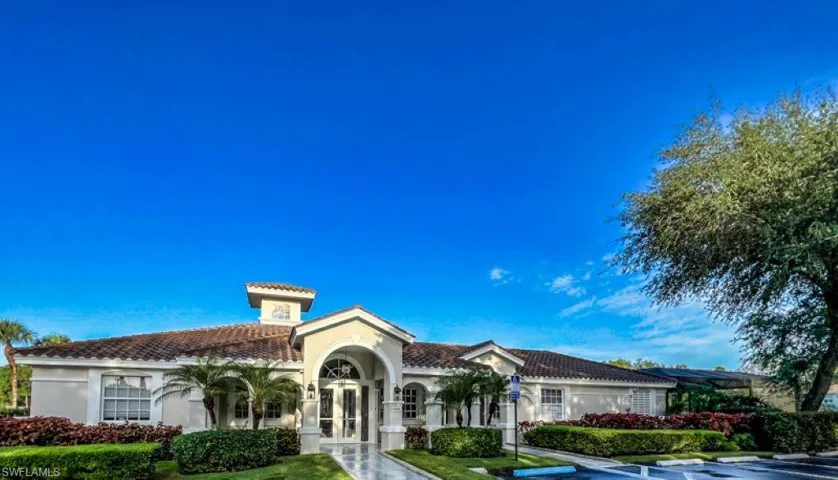 6816  Satinleaf S RD, Naples, FL 34109