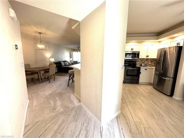 6816  Satinleaf S RD, Naples, FL 34109