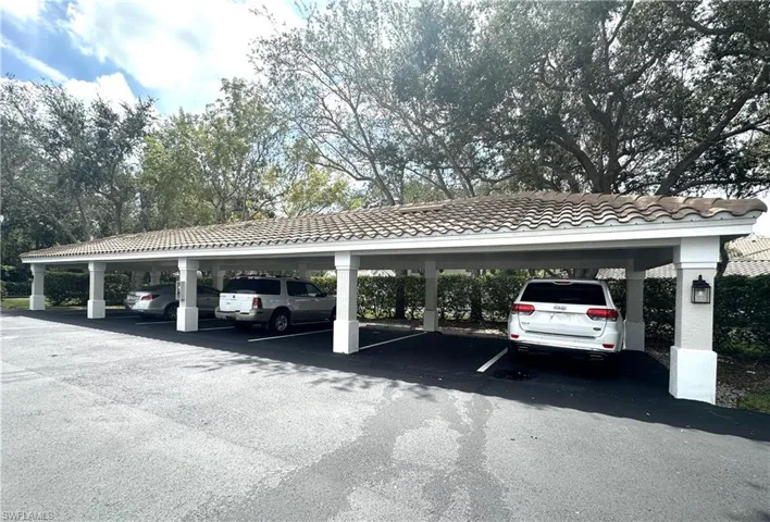 6816  Satinleaf S RD, Naples, FL 34109