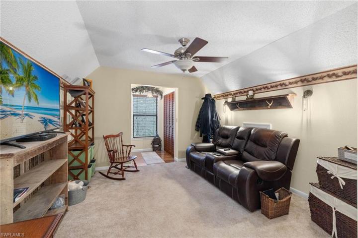 1517  Magnolia  AVE, Lehigh Acres, FL 33972