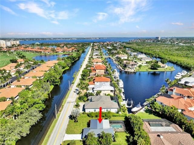 Perfect location in the perfect neighborhood!