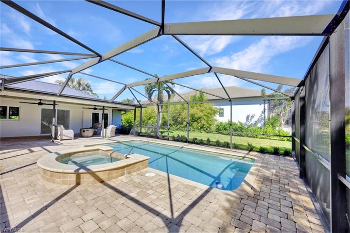 Relax to the sounds soothing sounds of nature on a cool Florida evening while enjoying a glass of your favorite wine.