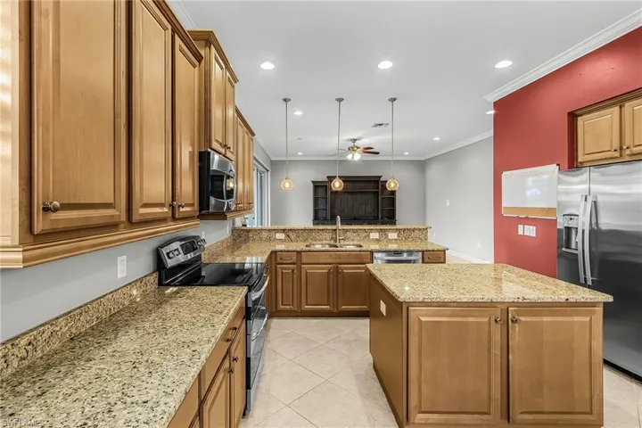 8108  Banyan Breeze  WAY, Fort Myers, FL 33908