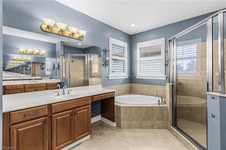 8108  Banyan Breeze  WAY, Fort Myers, FL 33908
