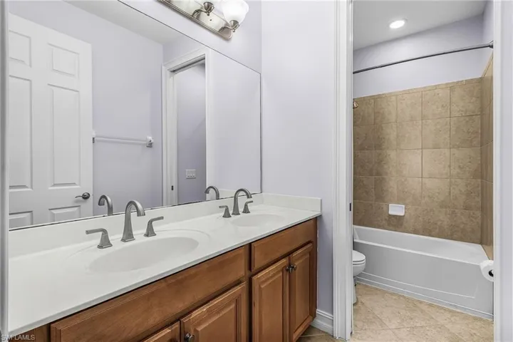 8108  Banyan Breeze  WAY, Fort Myers, FL 33908