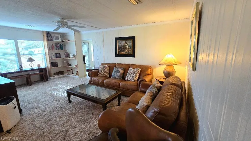 537 Charlemagne Blvd, Naples, Florida 34112