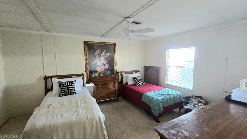 537 Charlemagne Blvd, Naples, Florida 34112
