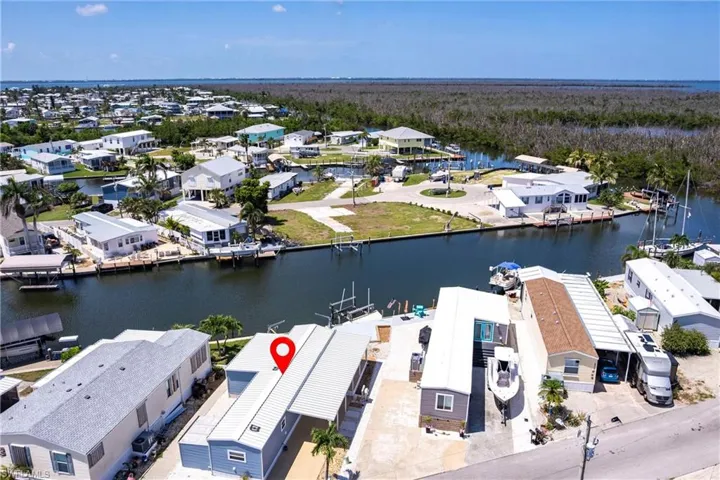 3913 Dewberry Ln, St. James City, Florida 33956
