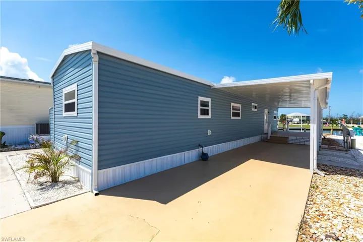 3913 Dewberry Ln, St. James City, Florida 33956