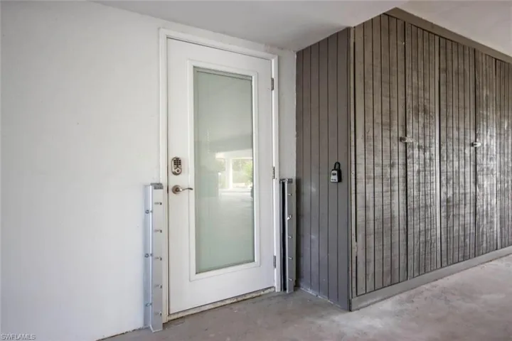 Showing flood panels