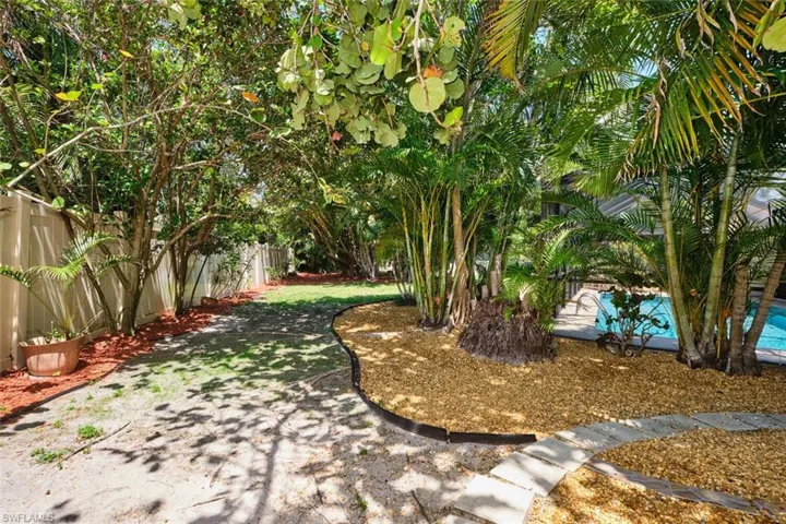 1901 Countess Ct, Naples Fl 34110