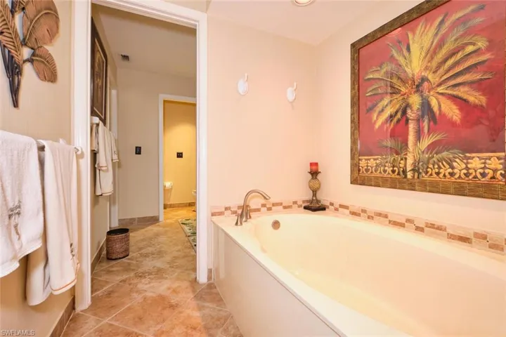 1901 Countess Ct, Naples Fl 34110