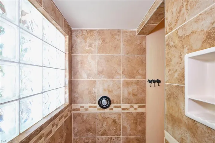 1901 Countess Ct, Naples Fl 34110