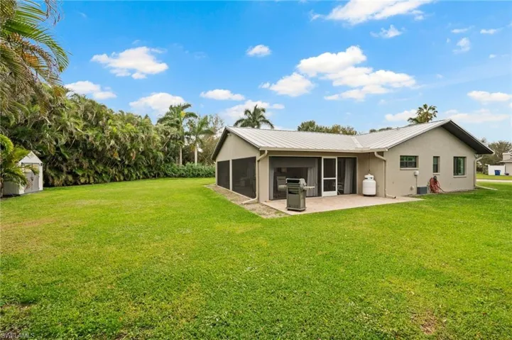 681  Astarias  CIR, Fort Myers, FL 33919