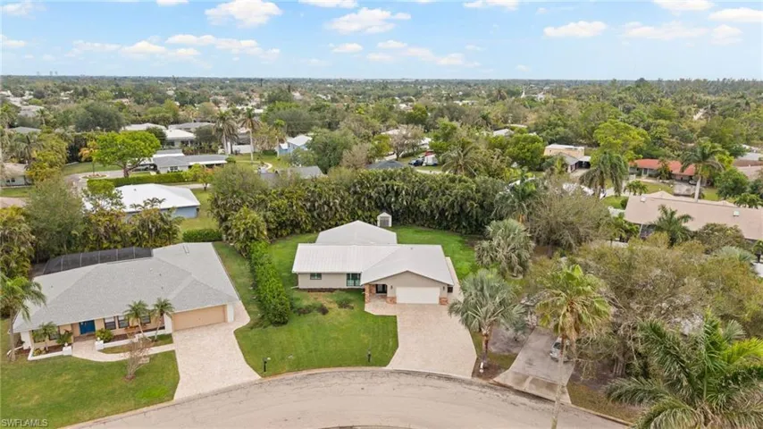 681  Astarias  CIR, Fort Myers, FL 33919