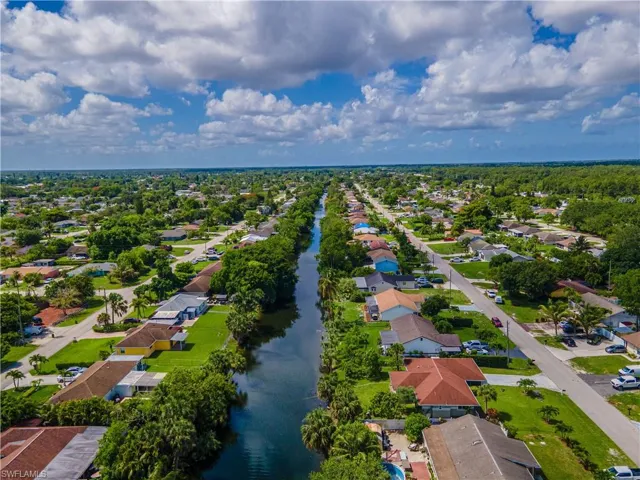 2100  55th SW ST, Naples, FL 34116