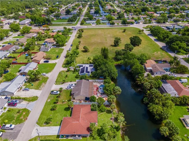 2100  55th SW ST, Naples, FL 34116