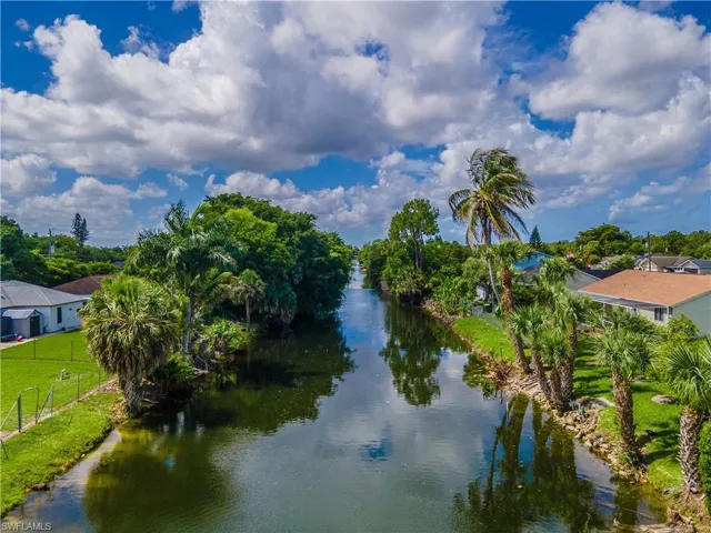 2100  55th SW ST, Naples, FL 34116