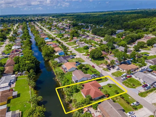 2100  55th SW ST, Naples, FL 34116