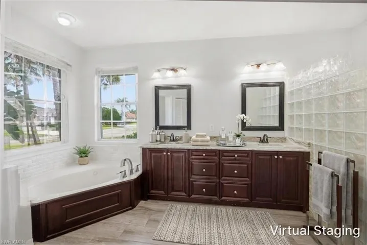12781 Meadow Pine Ln, Fort Myers, Florida 33913
