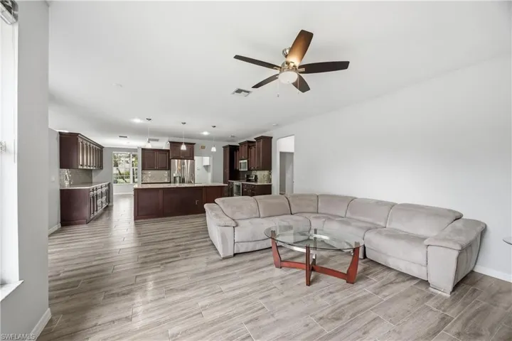 12781 Meadow Pine Ln, Fort Myers, Florida 33913
