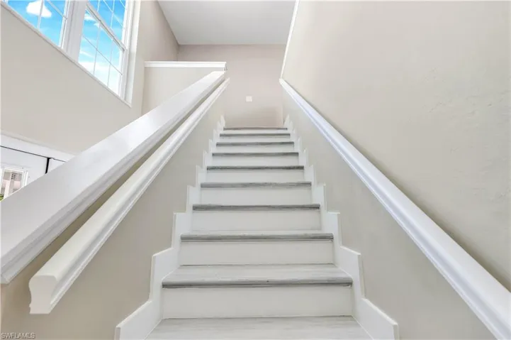 834 Gulf Pavilion Dr # 204, Naples, Florida 34108