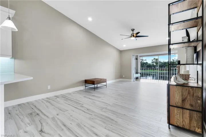 834 Gulf Pavilion Dr # 204, Naples, Florida 34108