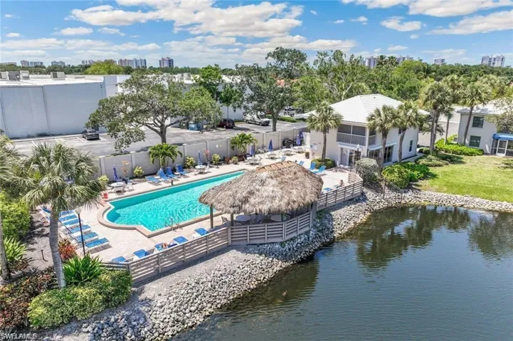 834 Gulf Pavilion Dr # 204, Naples, Florida 34108