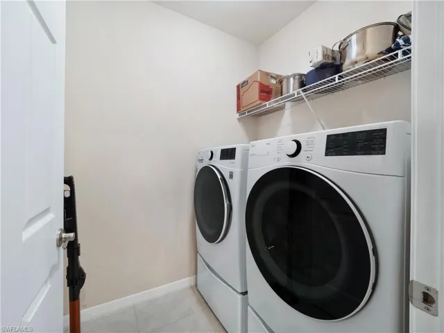 3068  Royal Gardens  AVE, Fort Myers, FL 33916