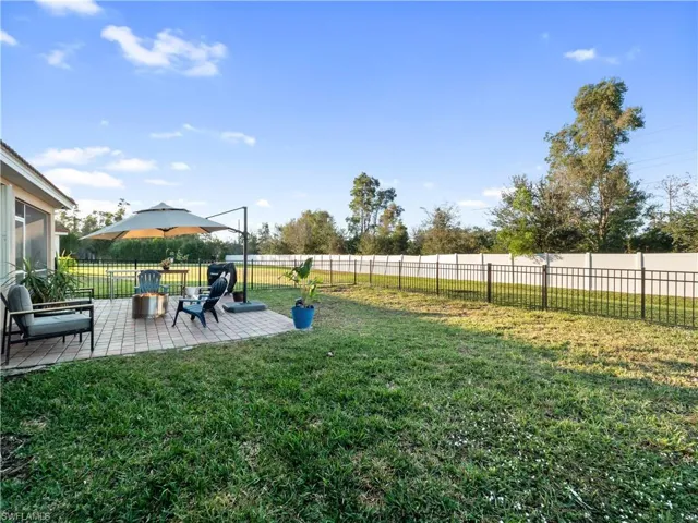 3068  Royal Gardens  AVE, Fort Myers, FL 33916