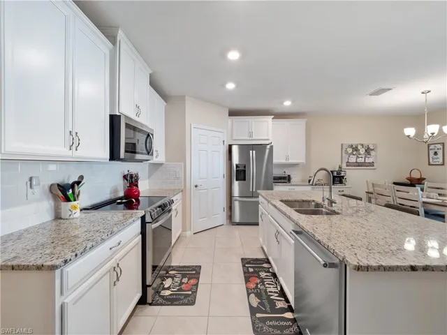 3068  Royal Gardens  AVE, Fort Myers, FL 33916