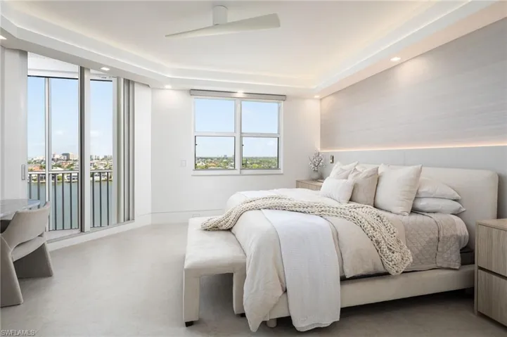 410 Flagship Dr 903, Naples, Florida 34108