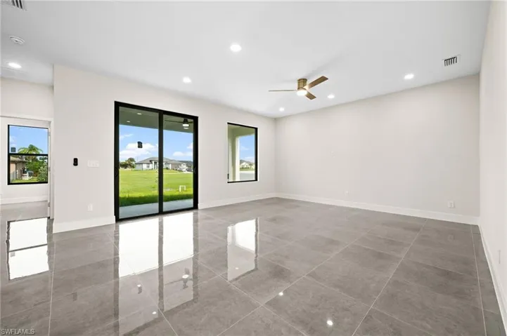 418 El Dorado BLVD N, CAPE CORAL FL 33993
