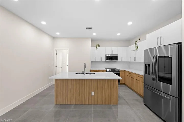 418 El Dorado BLVD N, CAPE CORAL FL 33993