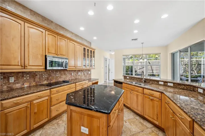 22  Timberland S CIR, Fort Myers, FL 33919