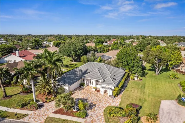 22  Timberland S CIR, Fort Myers, FL 33919