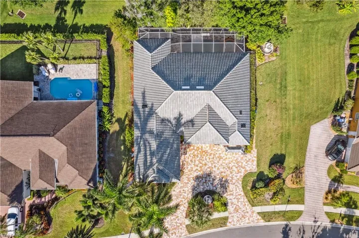 22  Timberland S CIR, Fort Myers, FL 33919