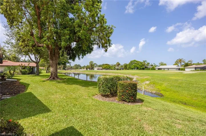 1034 Forest Lakes Dr 10c, Naples, Florida 34105