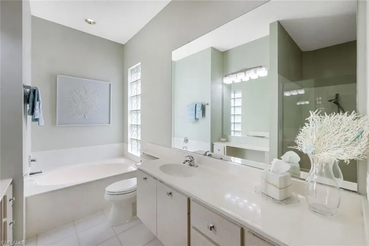 3232 Benicia Ct, Naples, Florida 34109