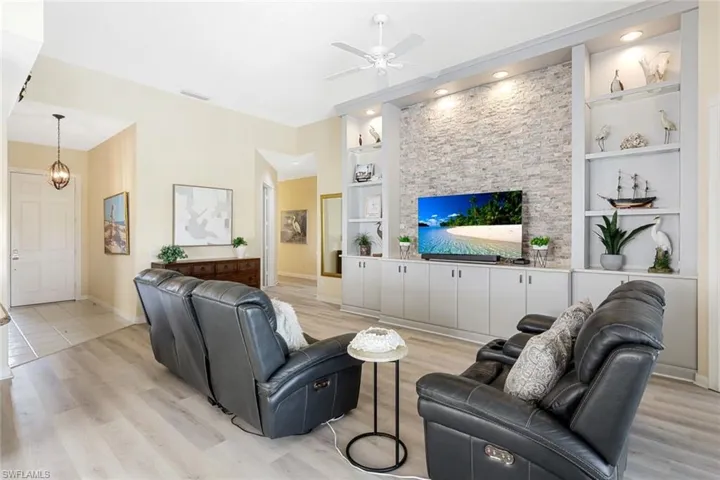 3232 Benicia Ct, Naples, Florida 34109
